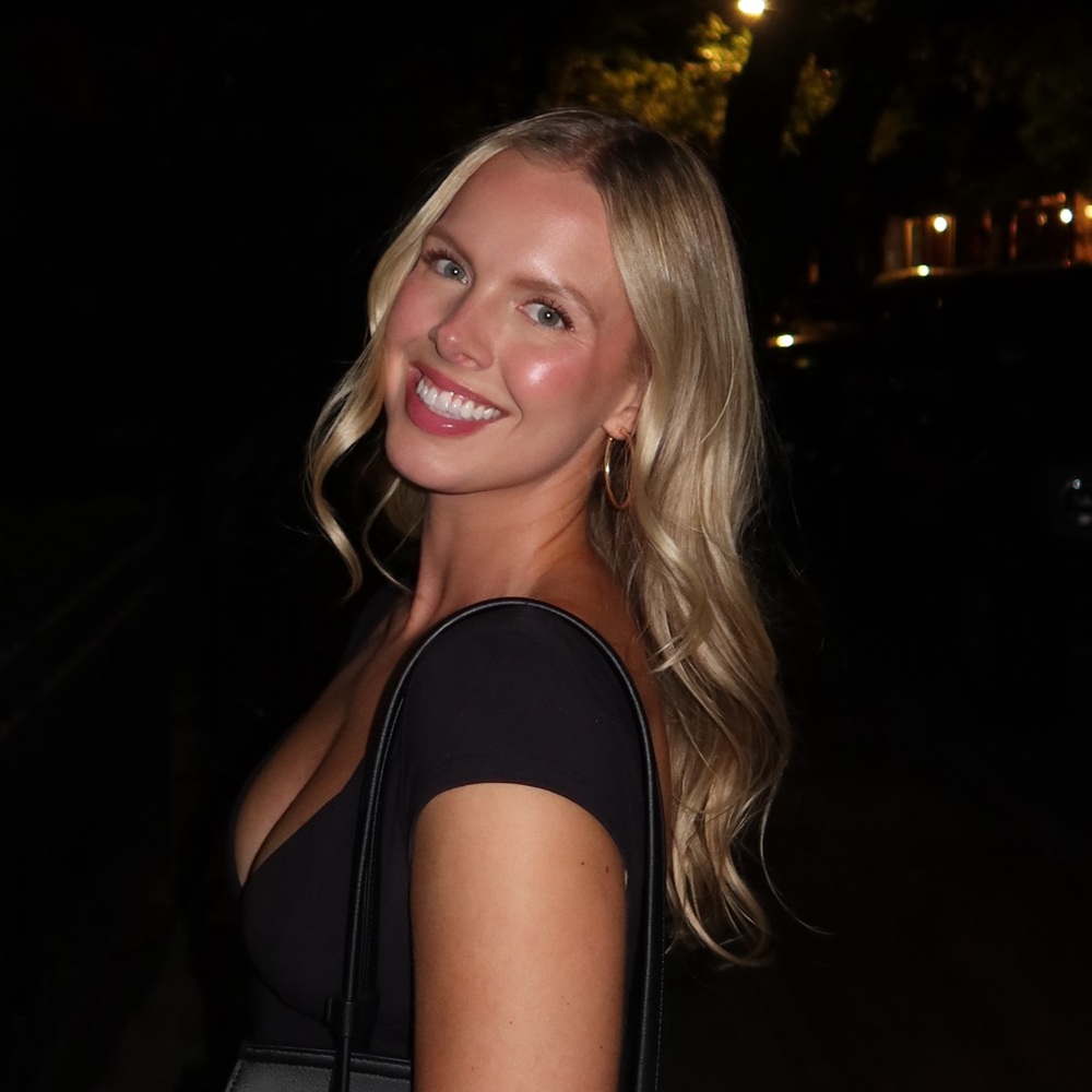 Meet your Posher, Isabella
